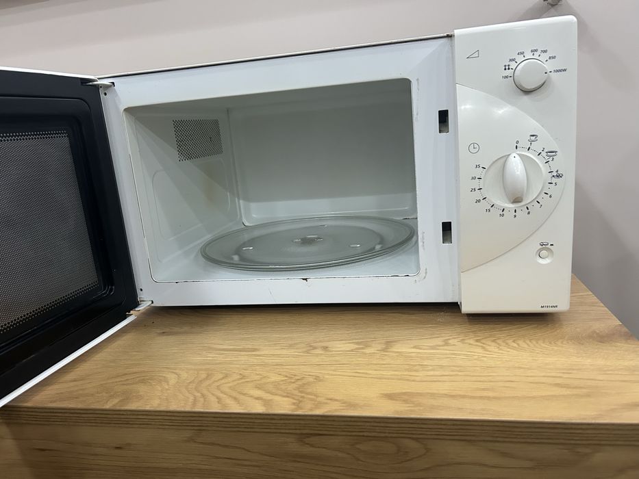 Мікрохвильова піч