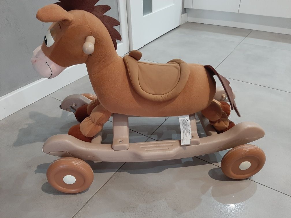 Konik KIDDIELAND TOY LIMITED  jeździk/ konik na biegunach 2w1