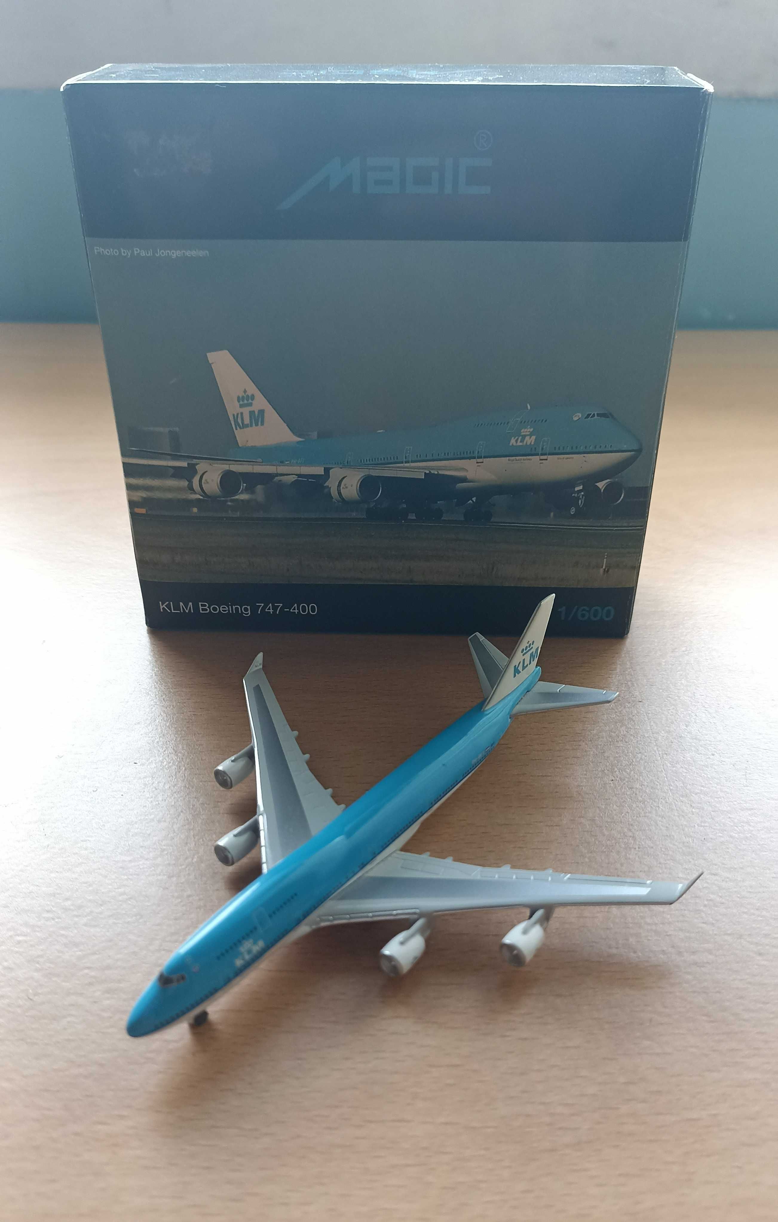 Avião em miniatura KLM Boeing 747-400 Magic 1:600