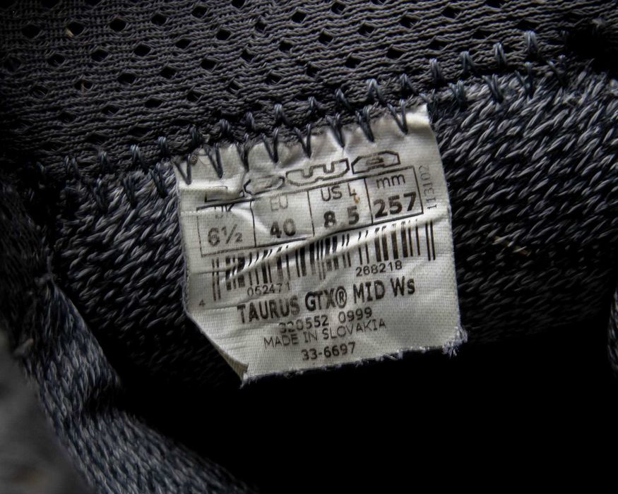 Туристические ботинки на гортексе Lowa Taurus Gore-Tex.40 размер