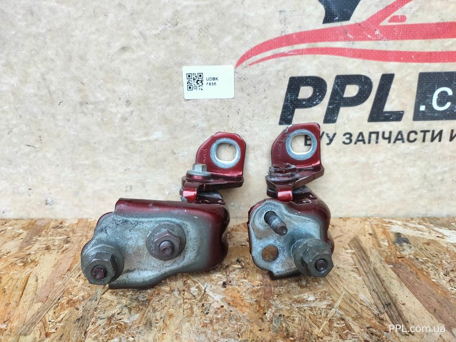 Ford Kuga mk2 2012-2019 Escape mk3 петли петля двери задней правой