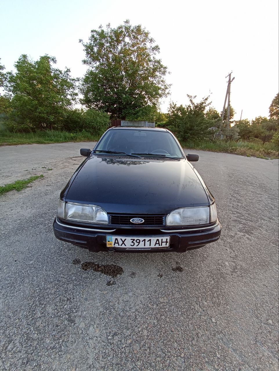 Продається Ford Sierra 1992 року 2.0