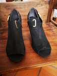 Botins pretos novos