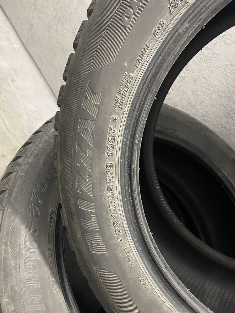 Шини Bridgestone 245 55 R19 зима