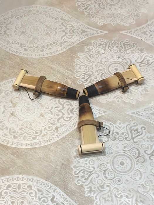 Инструменти сделани из абрикосового дерева для дачи