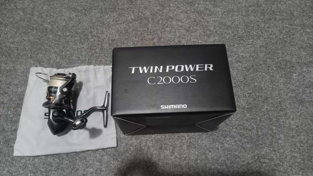 Катушка Shimano 20 Twin Power C2000S