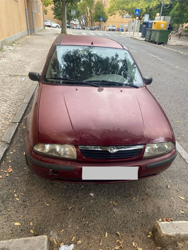 Mazda 121 para venda