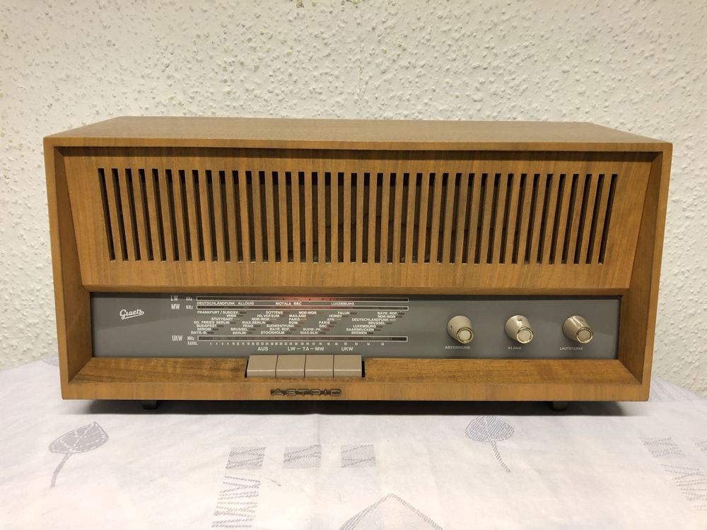 GRAETZ ASTRID 1208 kolekcjonerskie radio z 1963