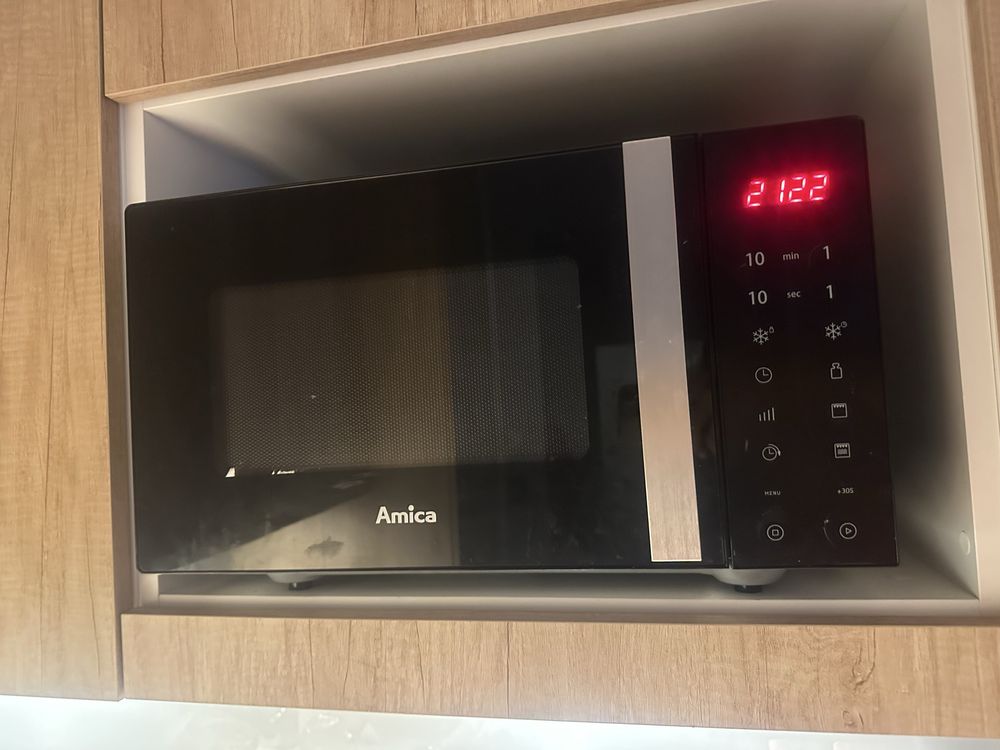 Mikrofalowka jak nowa