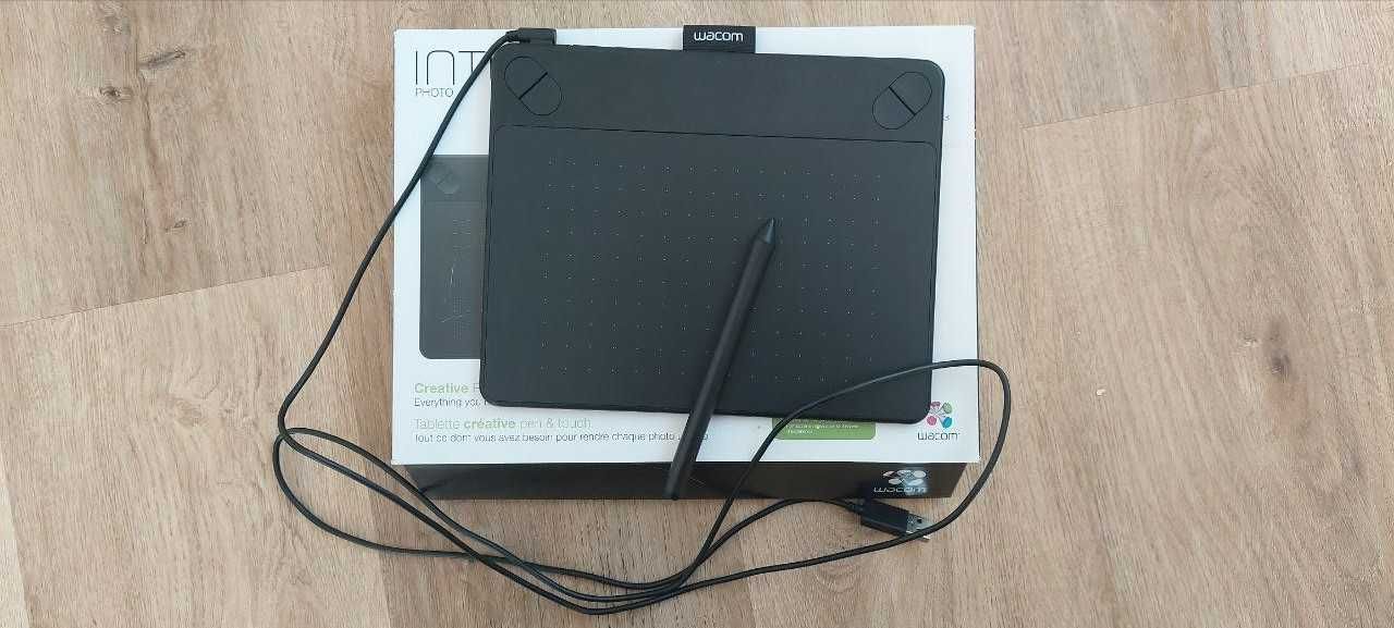 Графічний планшет Wacom Intuos Photo S Black CTH-490PK-N