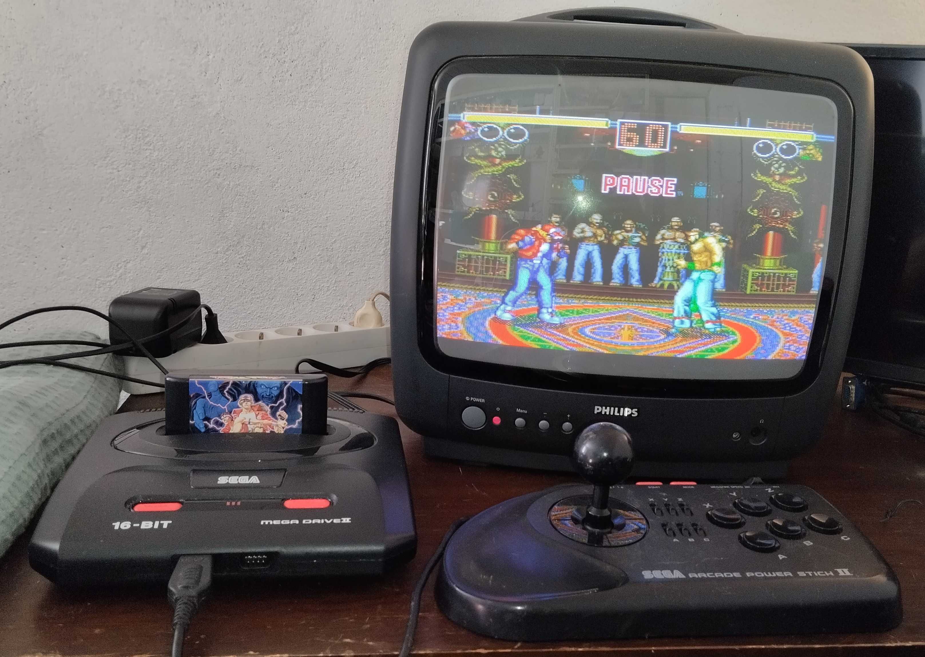 Televisão TV CRT Philips em muito bom estado