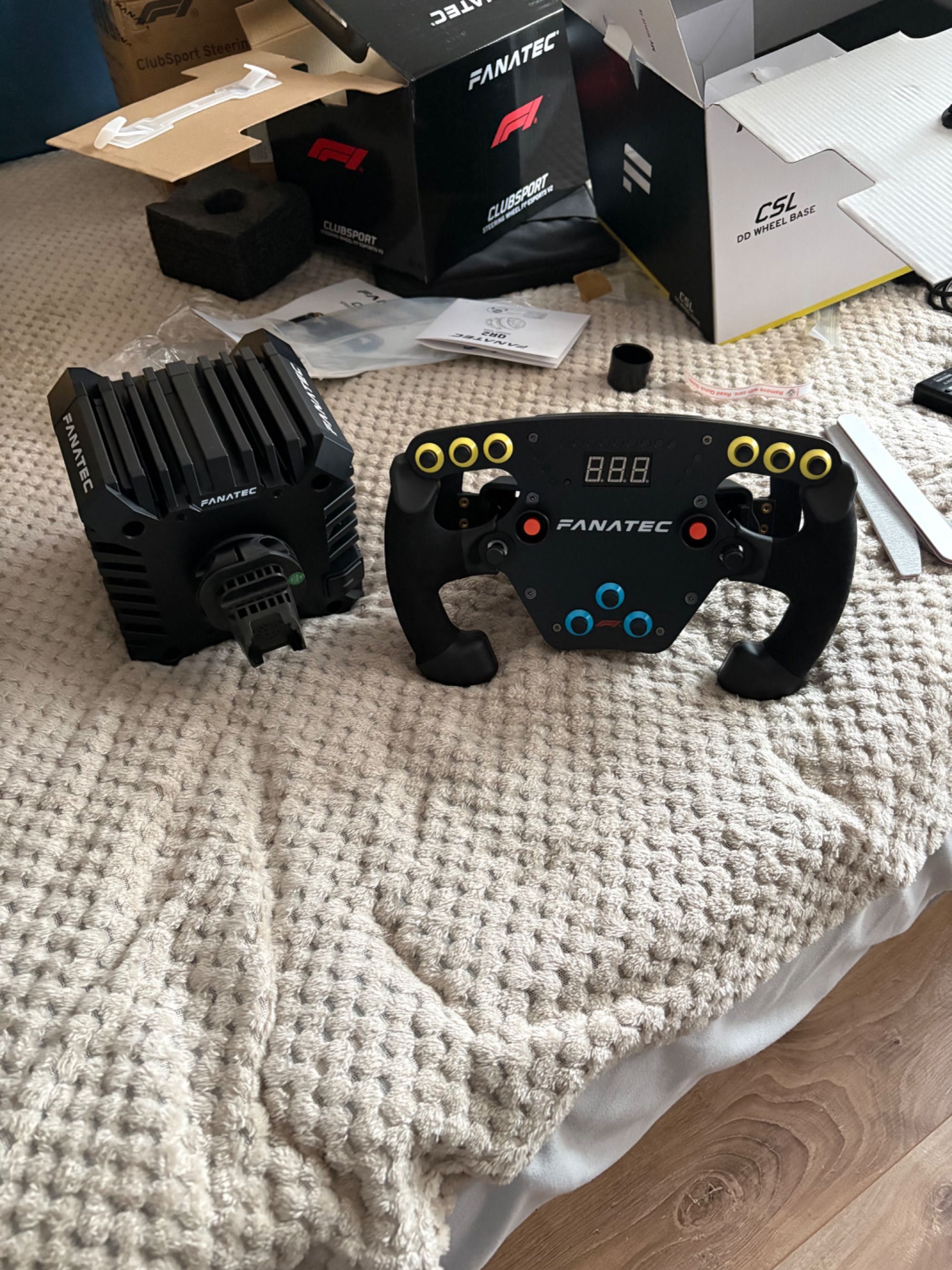 Fanatec CSL DD QR 2 (5 NM) F1 Esport V2 + Next Level Racing F-GT Lite