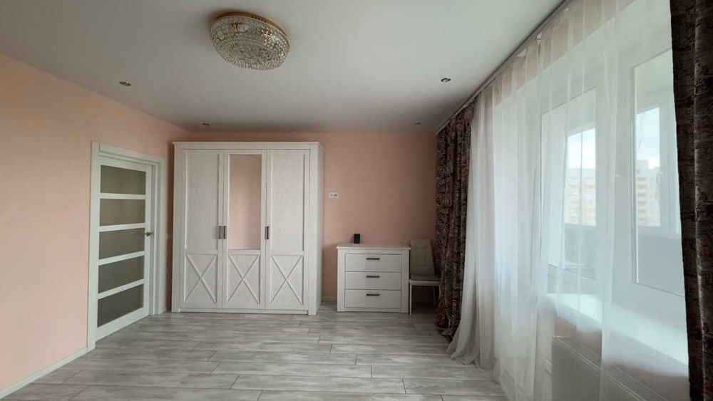 Новая 2 ком. квартира на Алексеевке, 2 мин. метро Перемоги