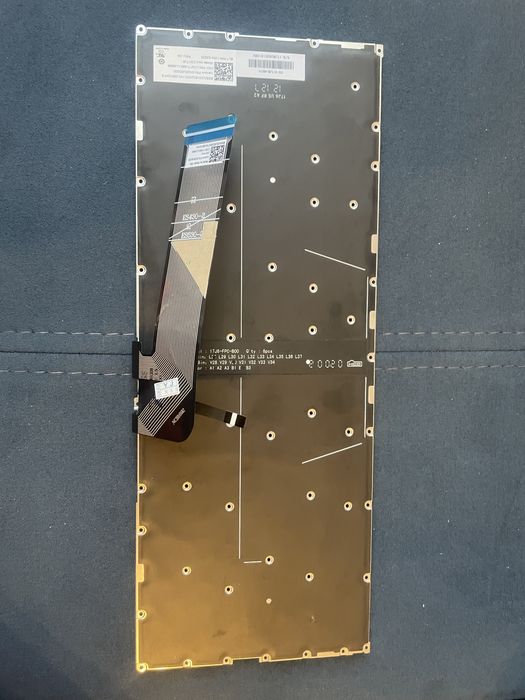 Новая клавиатура для ноутбука Lenovo YOGA 730-13