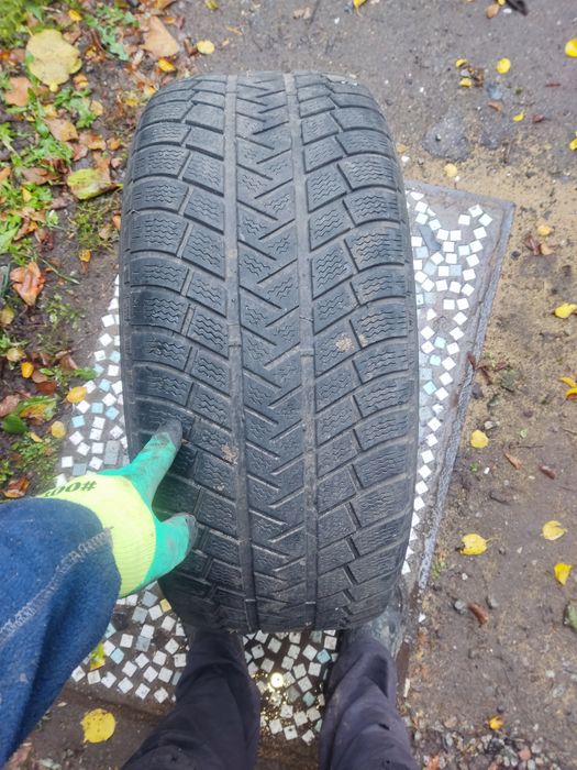 Шины 255/55 R-18