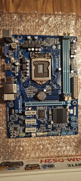 Płyta główna Gigabyte H61M-DS2H + procesor gratis Intel Celeron G550