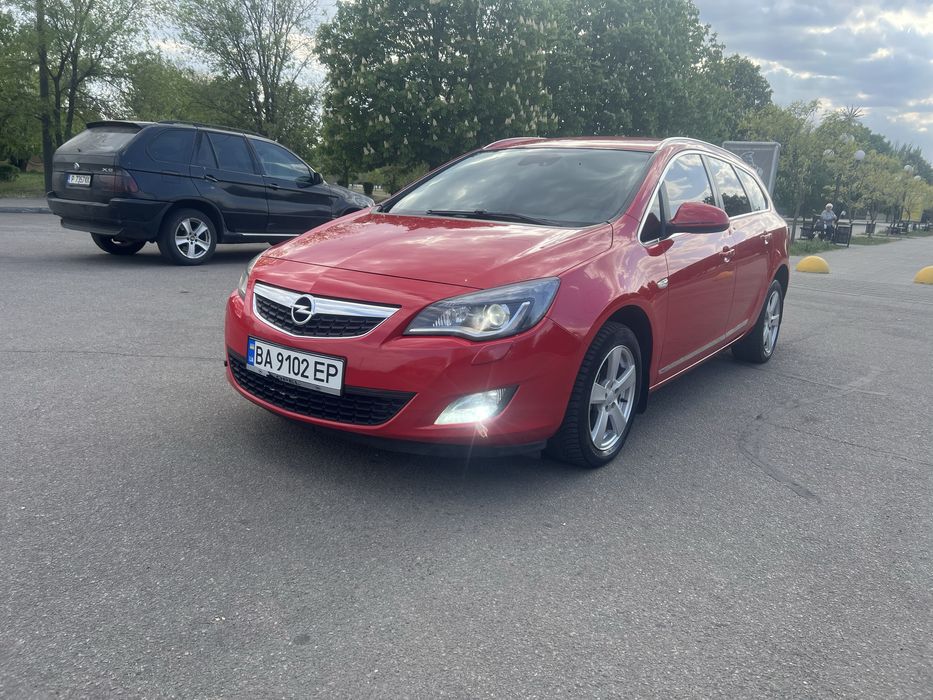 Opel astra J 2010 год 1,4 turbo ГБО