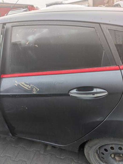 Drzwi tył tylne lewe Ford Fiesta MK7 S9