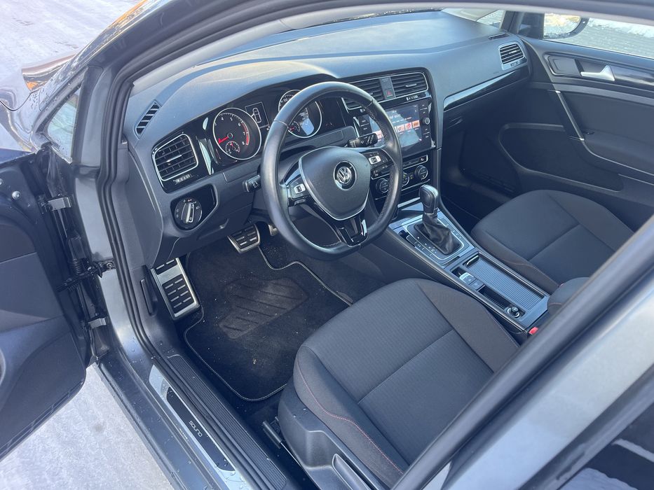 Volkswagen Golf 1.5 TSI Swiezo sprowadzony ! DSG! Niski przebieg!