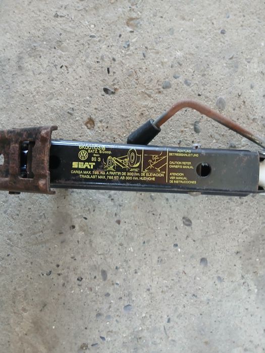 Podnośnik samochodowy