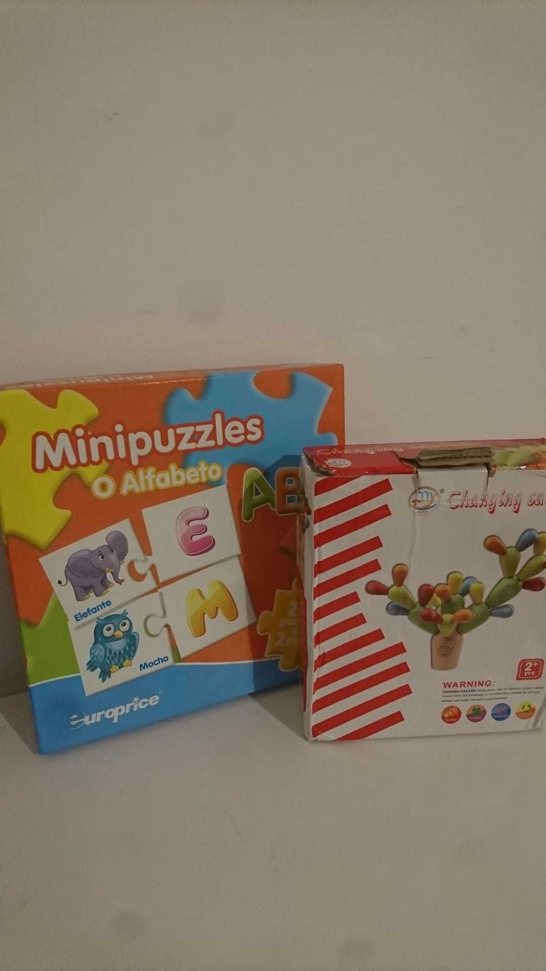 Conjunto criança: 3 livros + 2 brinquedos + 1 camisola