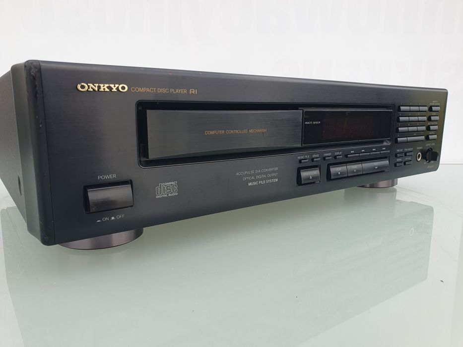 Odtwarzacz CD ONKYO DX-6930  CD /CD-R