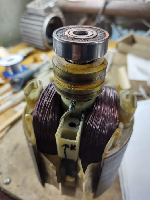 Перемотка і ремонт електродвигунів та  генераторів