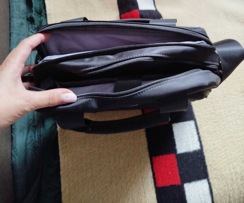 Сумка для ноутбука чоловіча через пличе