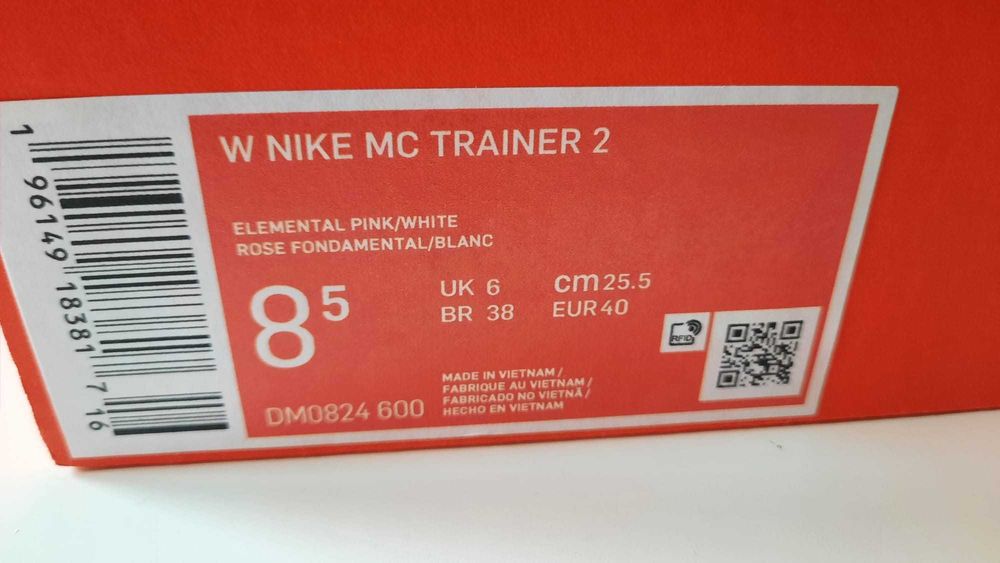 Women's Nike MC trainer rosa/branco, como novos (usados 1 vez)