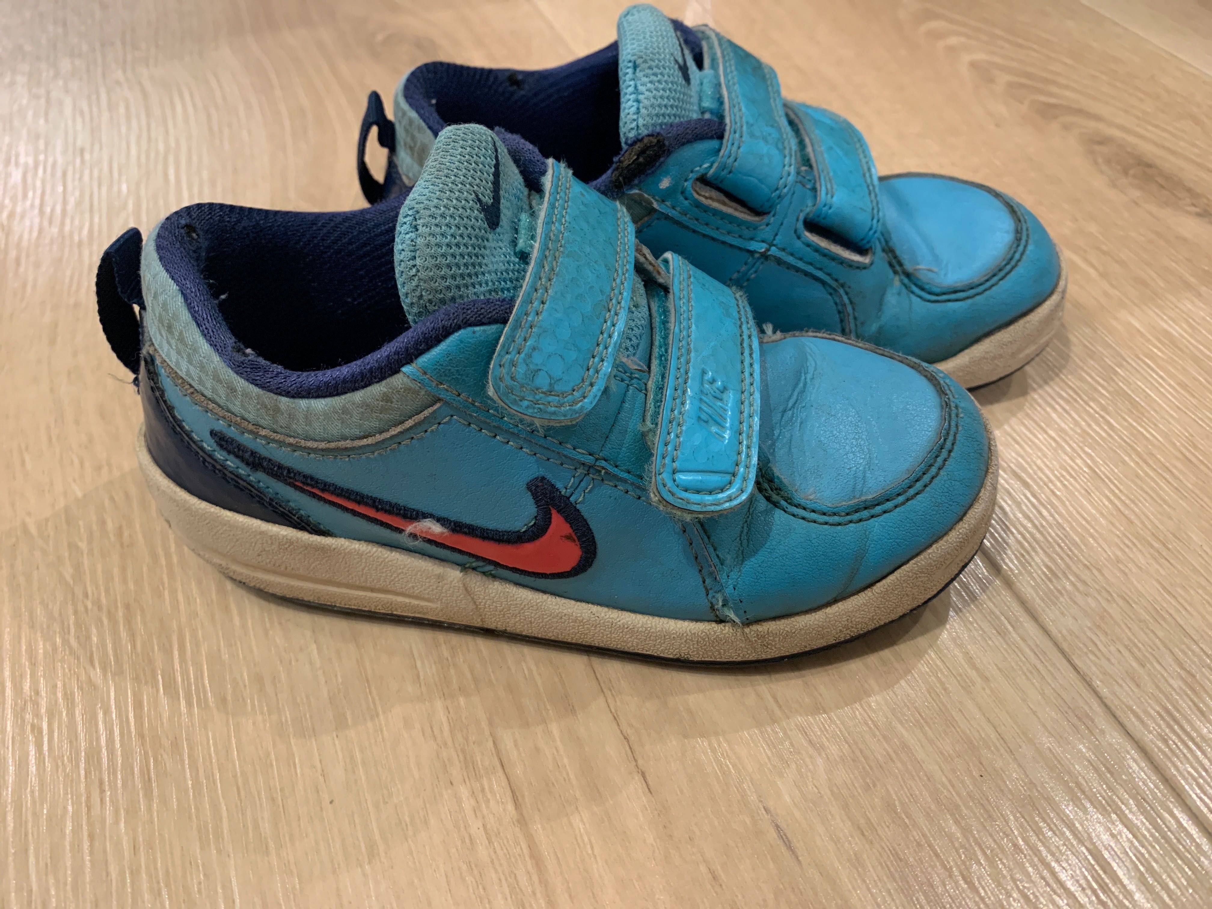 Buty sportowe Nike rozmiar 26