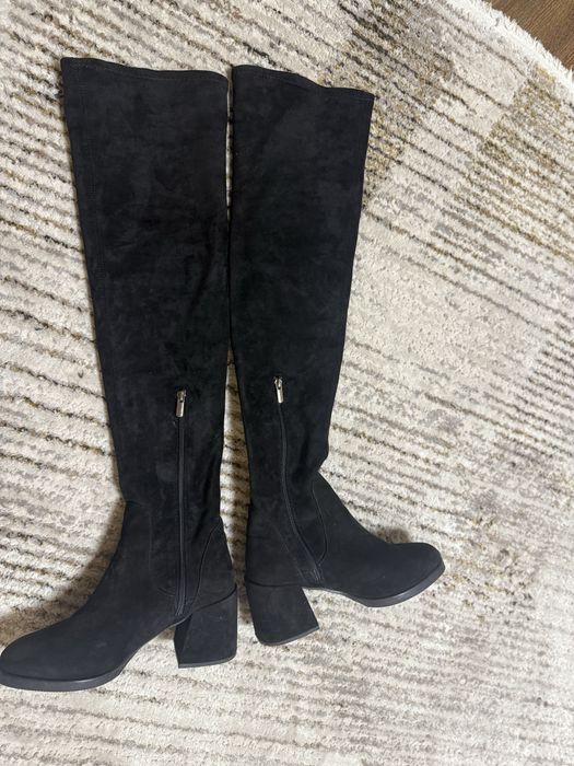 Замшеві високі  ботфорди на підборах з натуральної замші