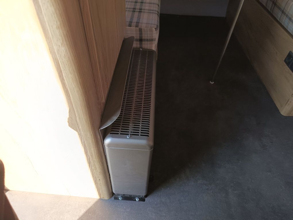 Nowa przyczepa kempingowa Niewiadów N126D Truma Limitowana edycja