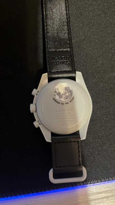 Omega x Swatch Mission to the Moon SO33M100 - Uniwersalny każdą okazję