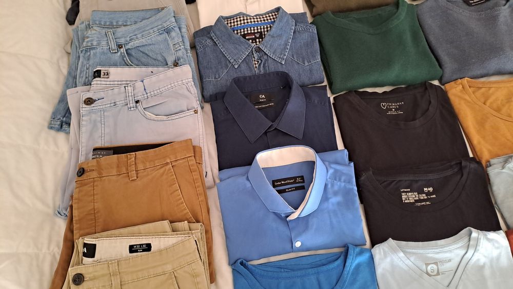 Roupa de homem (32 peças de roupa)