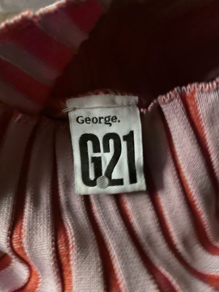 Гольф кофтинка george рожево червона