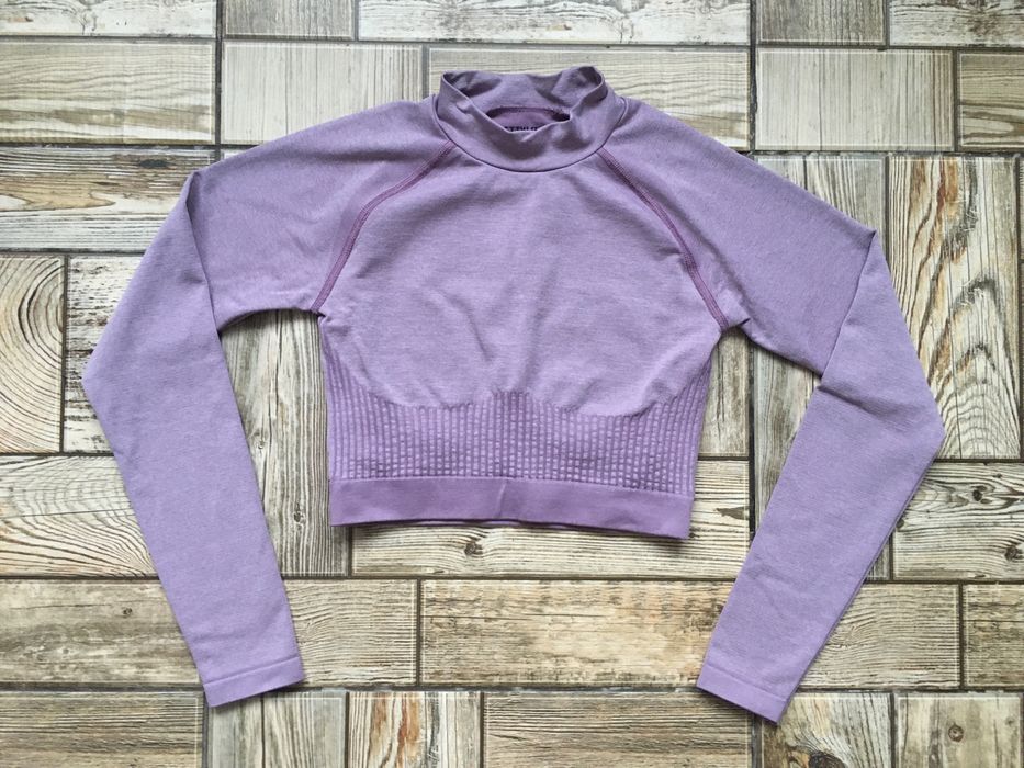 Кофта, лонгслів, лонг, кроптоп для спорту від Pretty Little Thing PLT