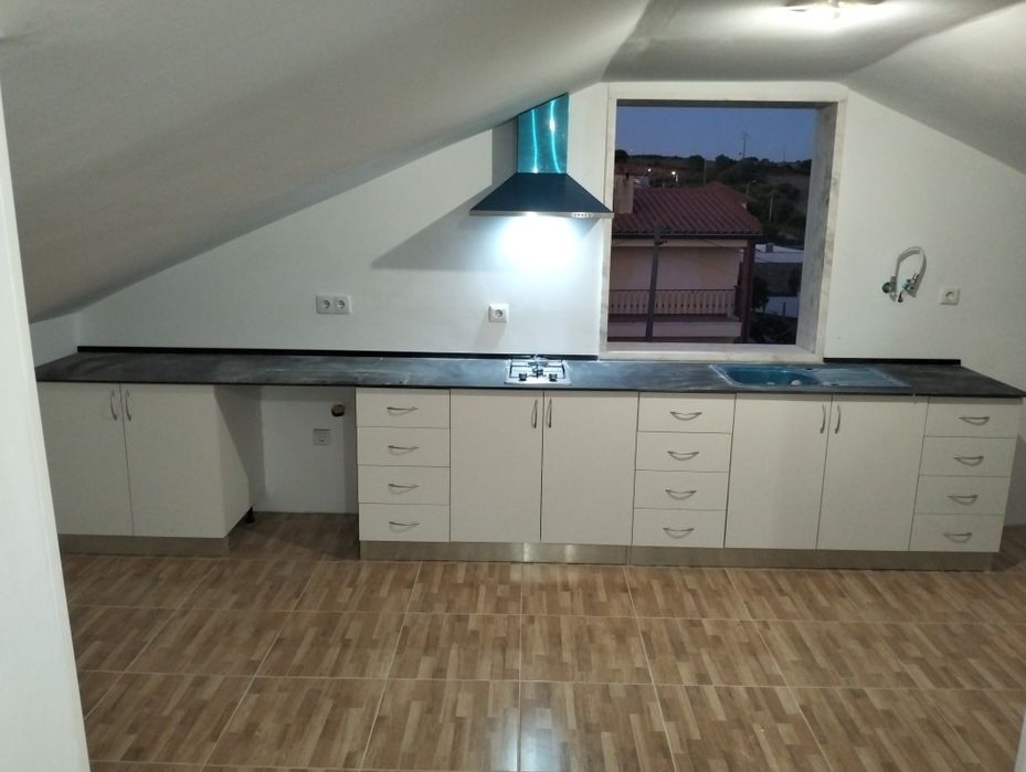 Serviços de carpintaria de interiores