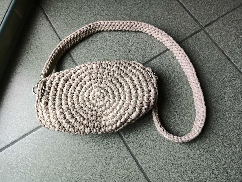 Сумка женская, бананка на пояс плетеная/жіноча бананка на пояс плетена