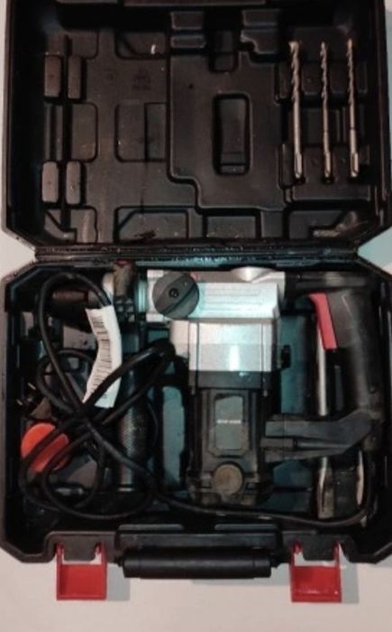 Młotowiertarka - młot udarowo-obrotowy SDS+ 800 W, 900obr/min.