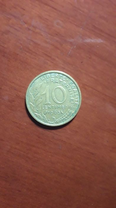Монета 10 сантимов Франция 1963