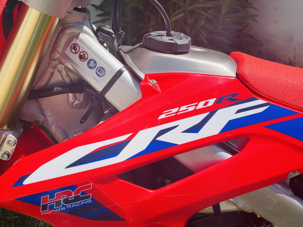 Honda CRF 250r 2022 - como nova