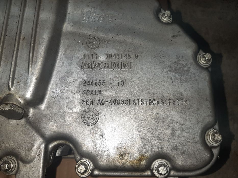 Podstawa misy +misa oleju Silnika s63b44b  Bmw