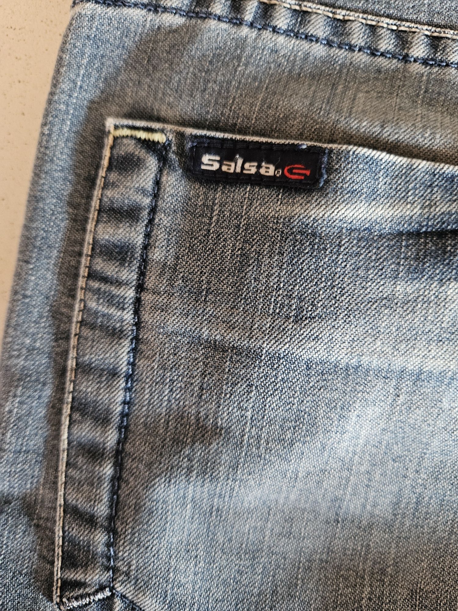 Calças Salsa bordadas