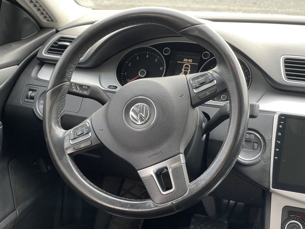 Продаж Volkswagen CC 2011