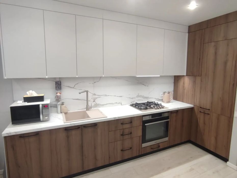 Меблі, меблі на замовлення, кухня, шафа купе, передпокій, вітальні.