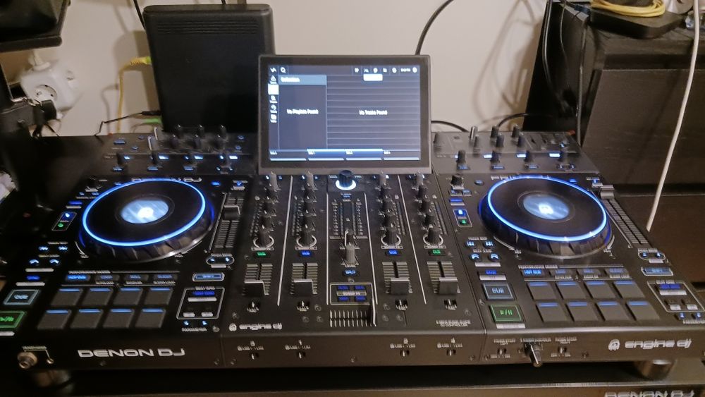 DJ set controlador Denon Prime 4+ colunas KRK