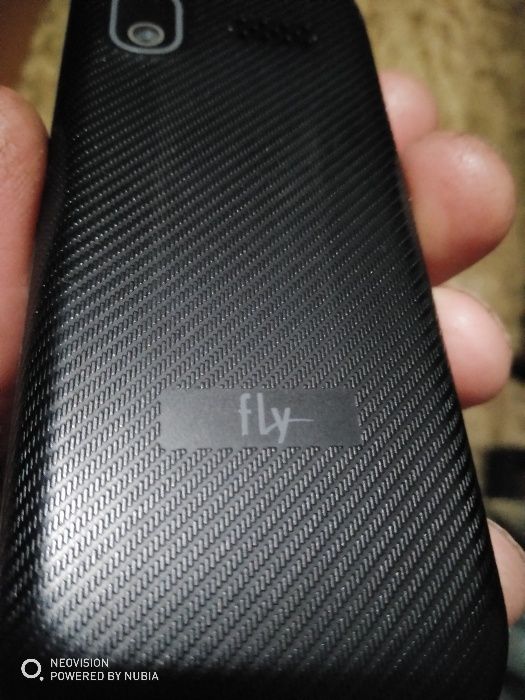 Телефон FLY DS 106 D