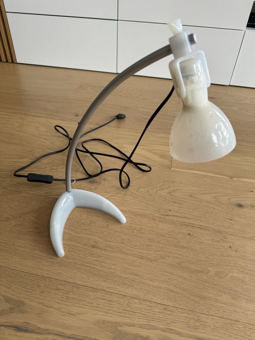 Lampka biurkowa Ikea