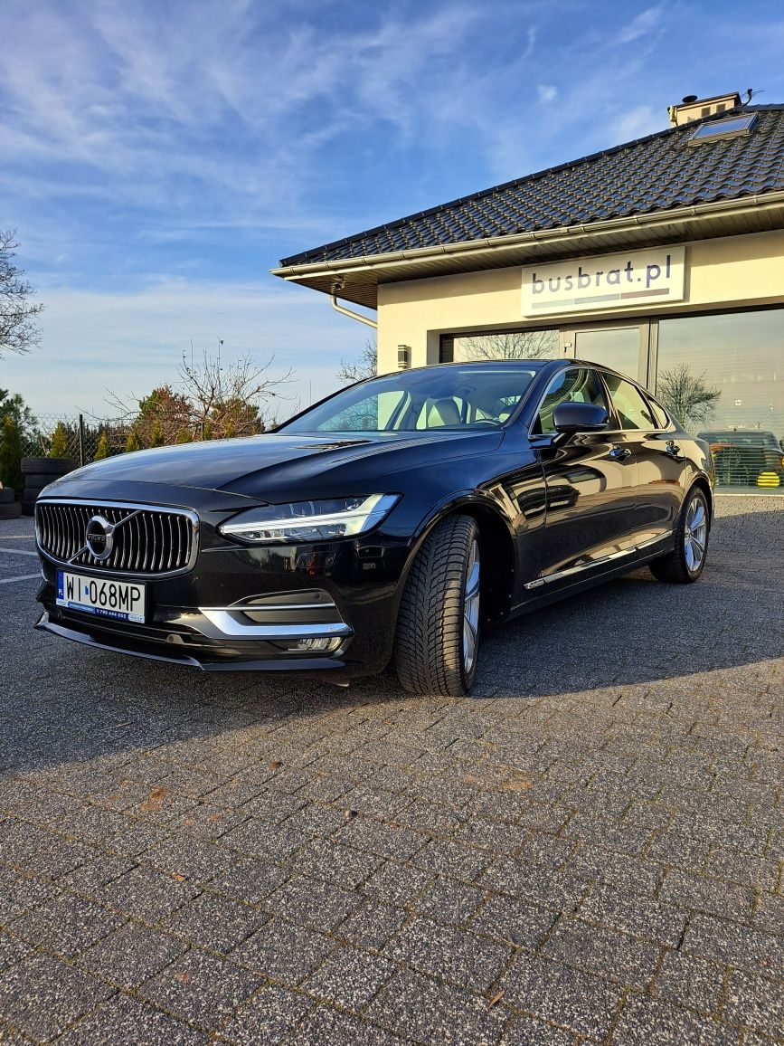 Wynajem pojazdów osobowych BusBrat. VOLVO S90