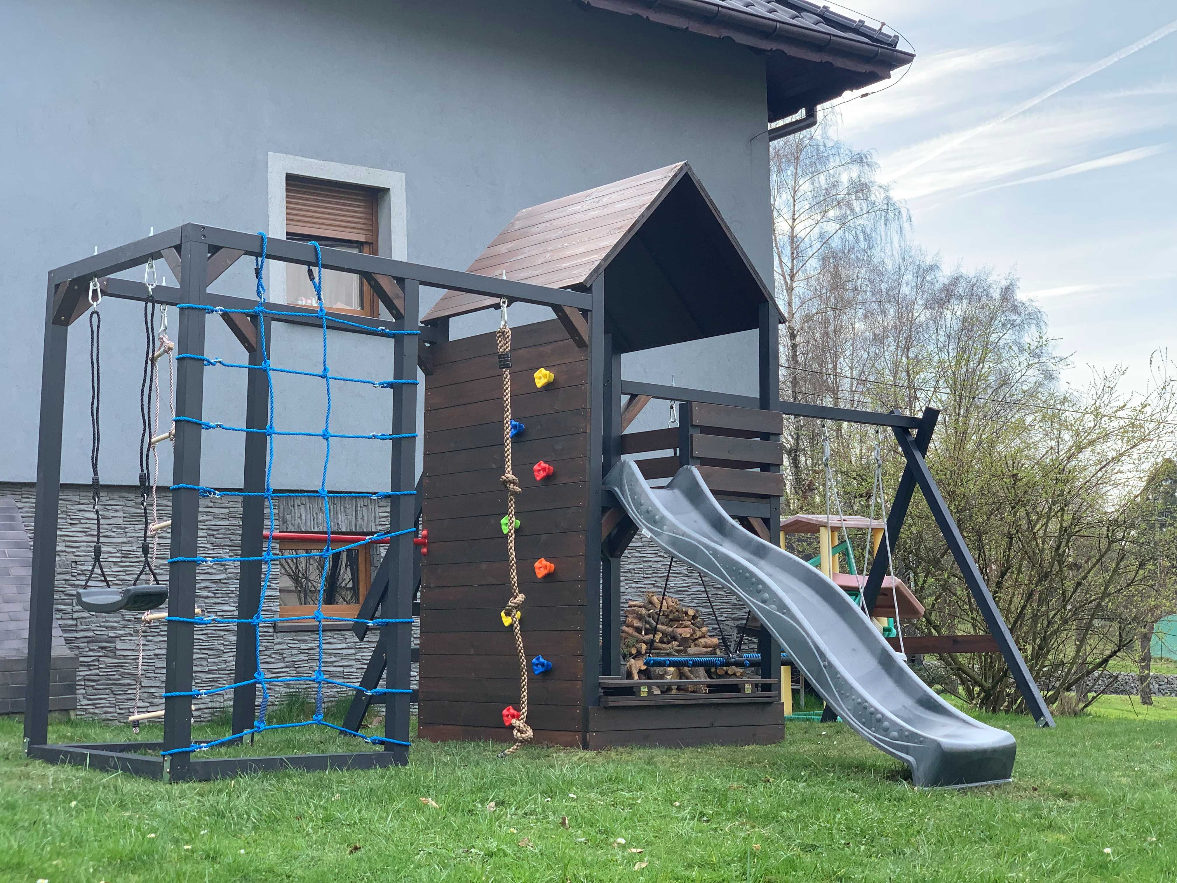 Plac zabaw - Zosia - Małpi gaj - Zjeżdżalnia - Domek
